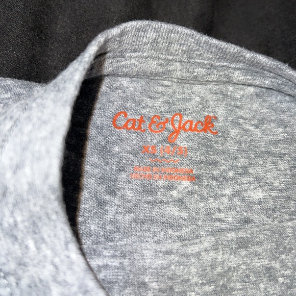 Cat & Jack Kid Boy Lightweight Basic Long Sleeve Gray Shirt - Picture 3 of 3